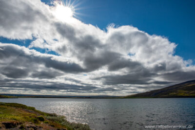 See Ljosavatn (Ljósavatn) in der Region Norðurland eystra, zwischen den Orten Akureyri und Laugar